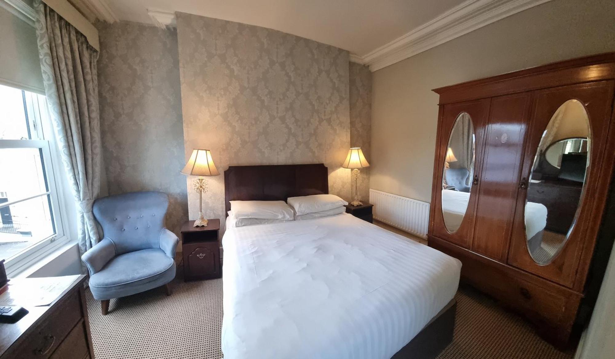 Charlemont House Moy Bed & Breakfast Phòng bức ảnh